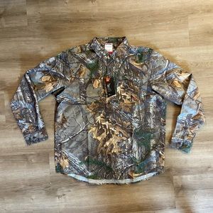 NWT Under Armour Real Tree Camo Button Up Dress Shirt